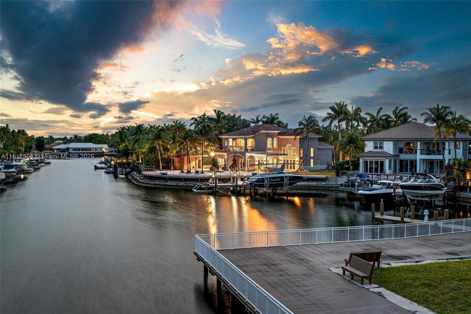 Small Image of 1260 HARBOR CT, Hollywood Number 54