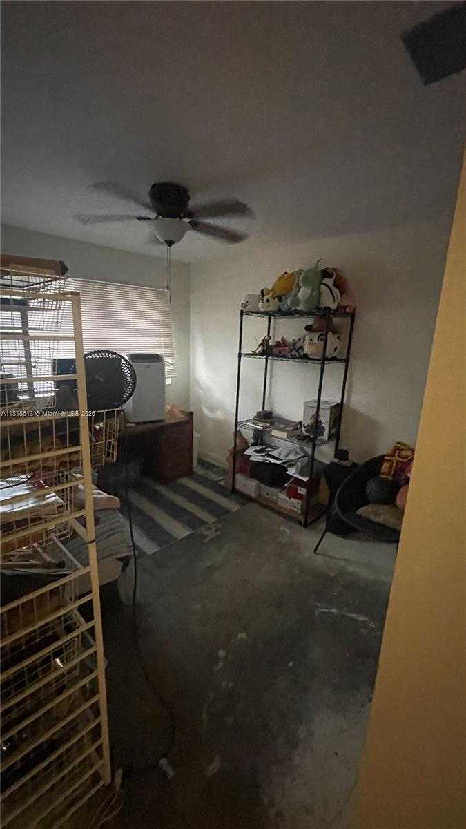 Imagen de Pequeño Objeto