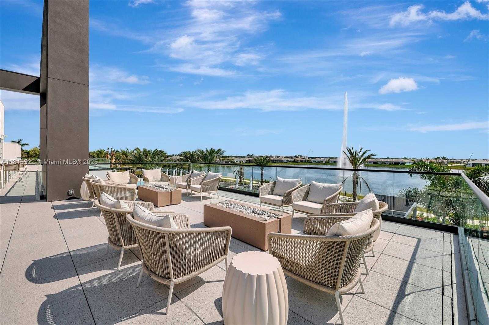 Small Image of 9921 SOUTH WEST ISABELLINE DR, Port St. Lucie Number 35