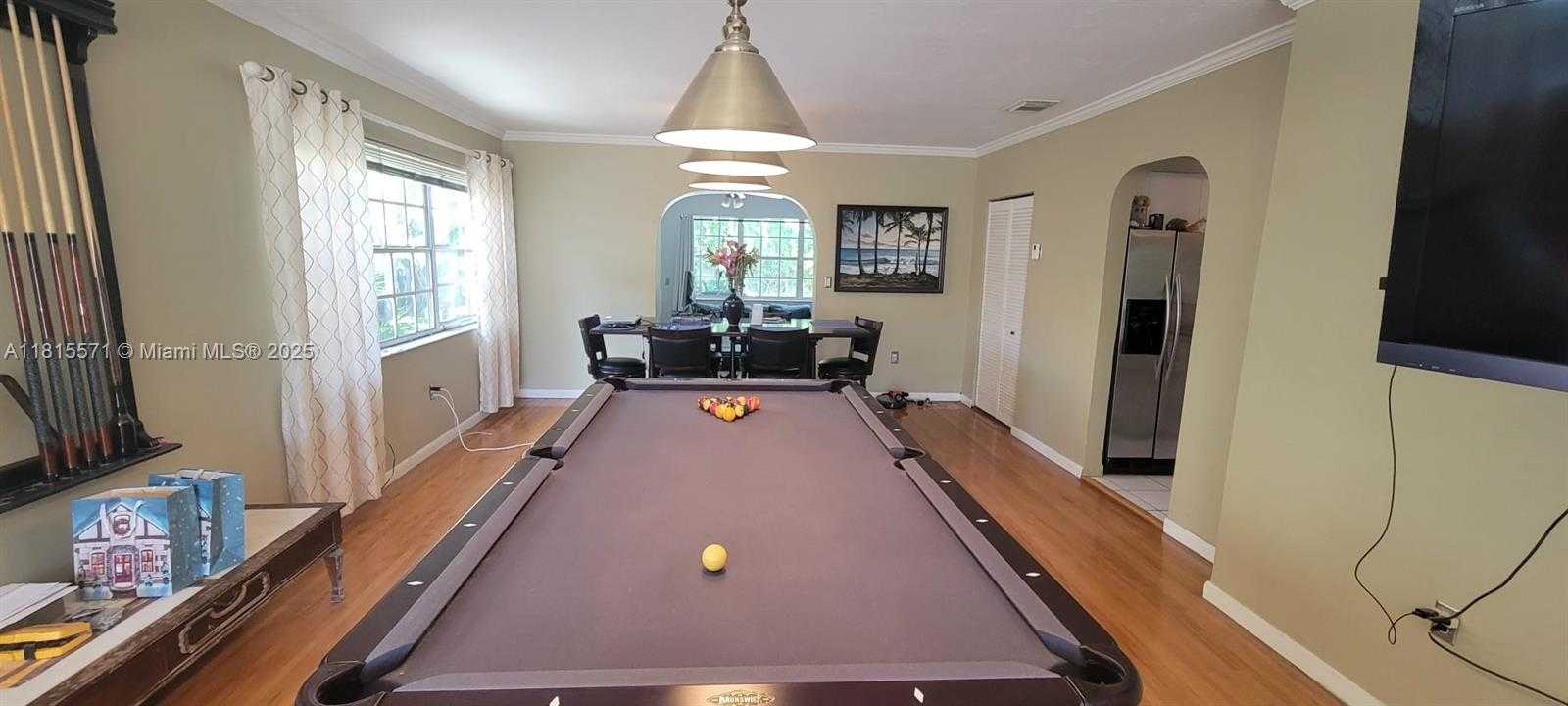 Small Image of 3325 ALTON RD, Miami Beach Number 10