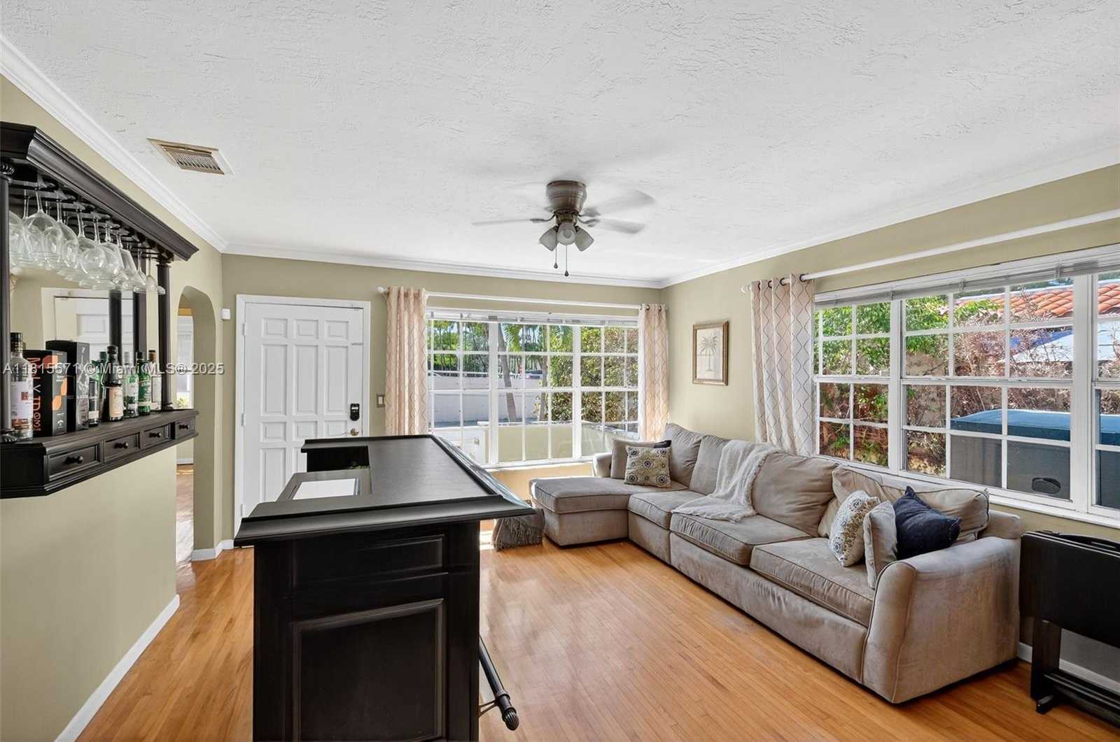 Small Image of 3325 ALTON RD, Miami Beach Number 11