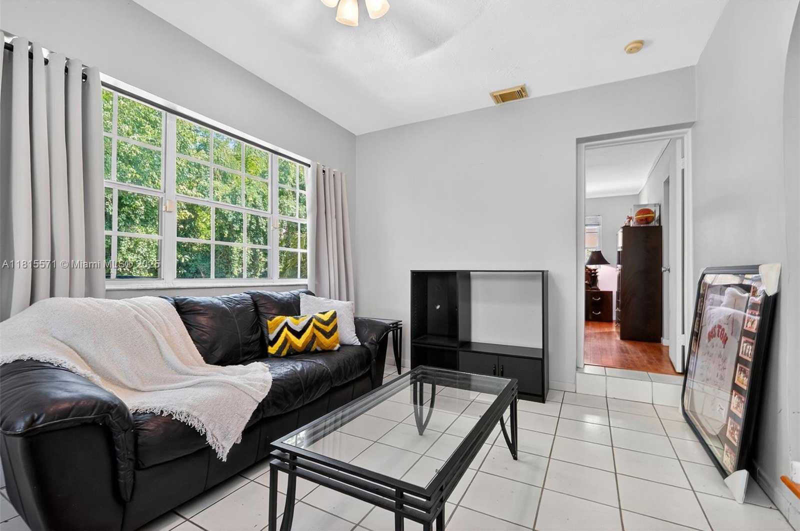 Small Image of 3325 ALTON RD, Miami Beach Number 20