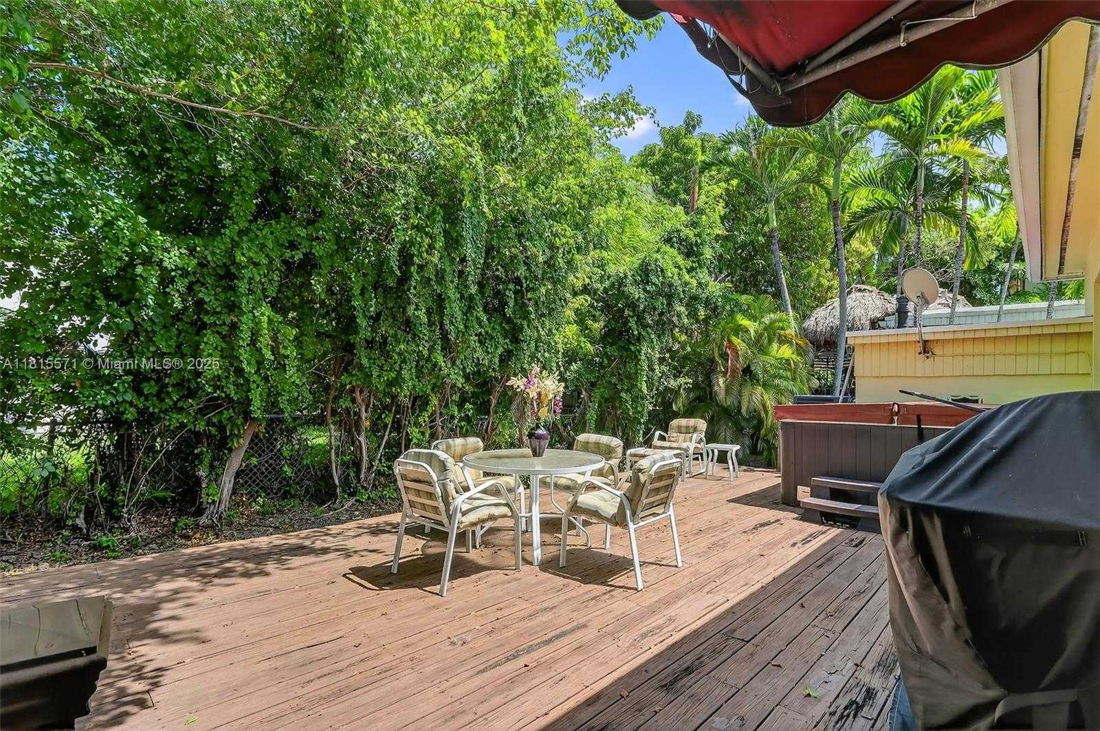 Small Image of 3325 ALTON RD, Miami Beach Number 34