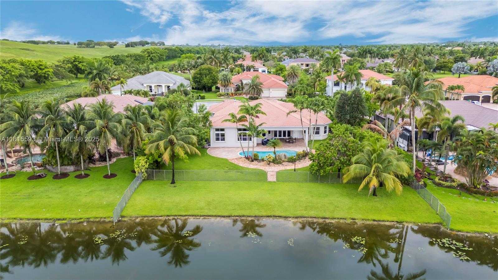 Small Image of 14837 SOUTH WEST 36TH ST, Davie Number 2