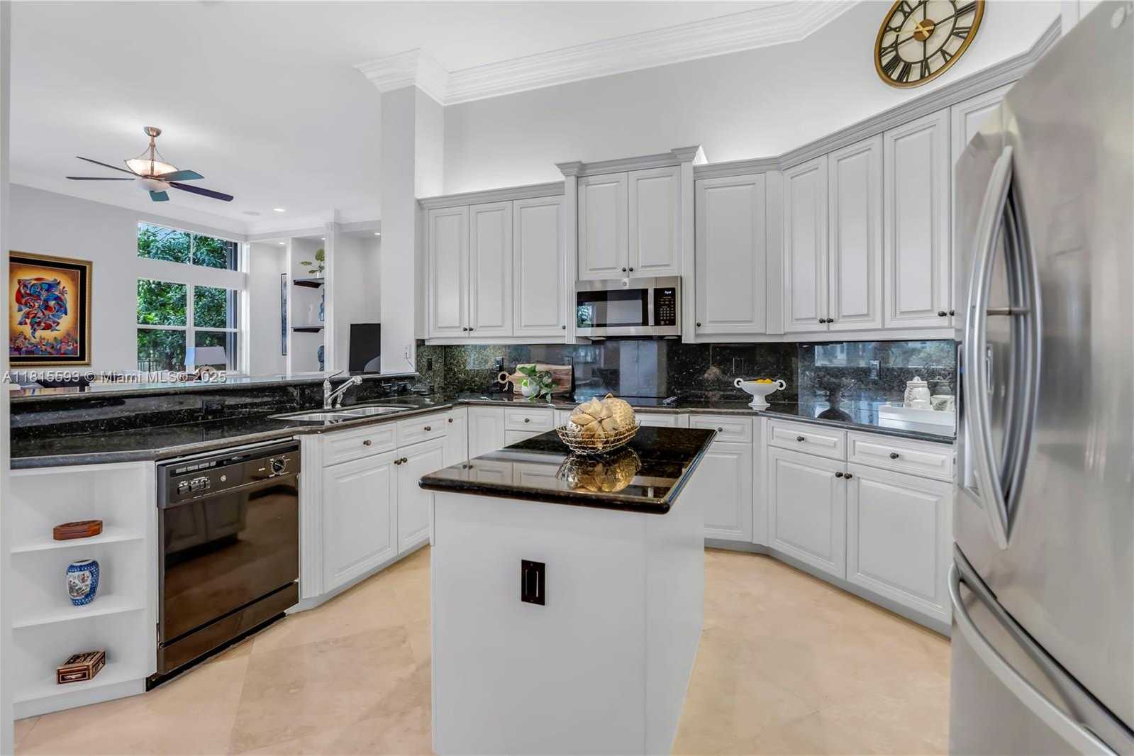 Small Image of 14837 SOUTH WEST 36TH ST, Davie Number 38
