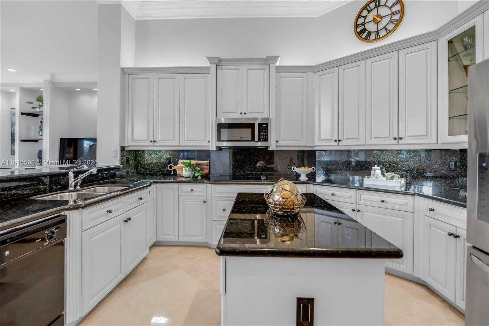 Small Image of 14837 SOUTH WEST 36TH ST, Davie Number 40
