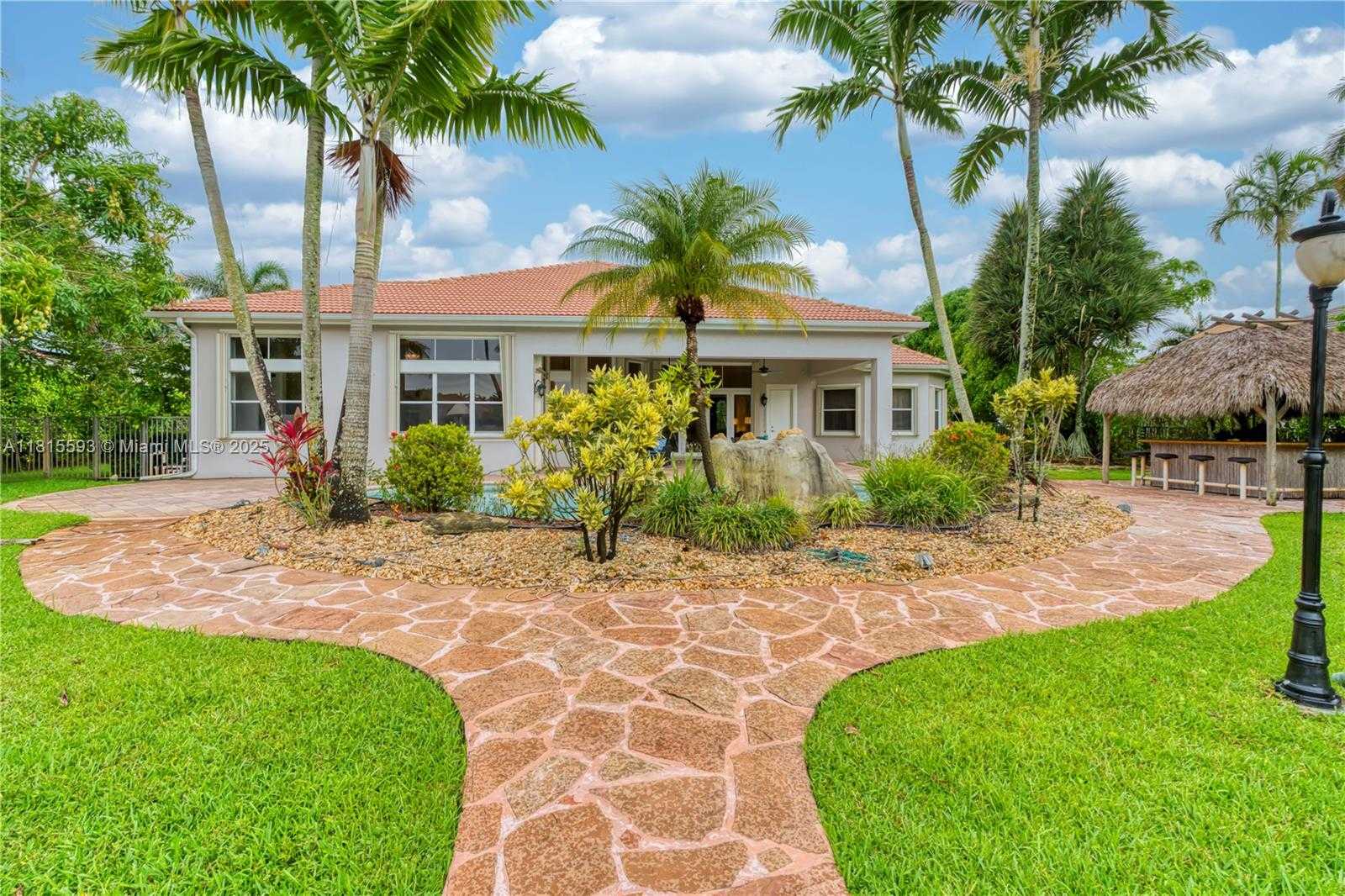 Small Image of 14837 SOUTH WEST 36TH ST, Davie Number 48