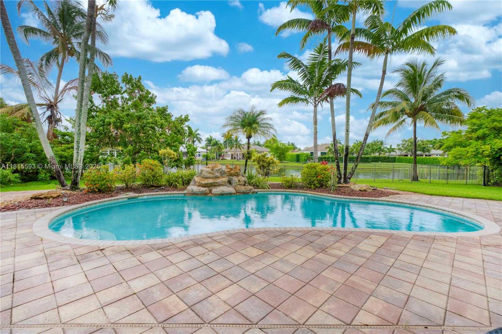 Small Image of 14837 SOUTH WEST 36TH ST, Davie Number 50