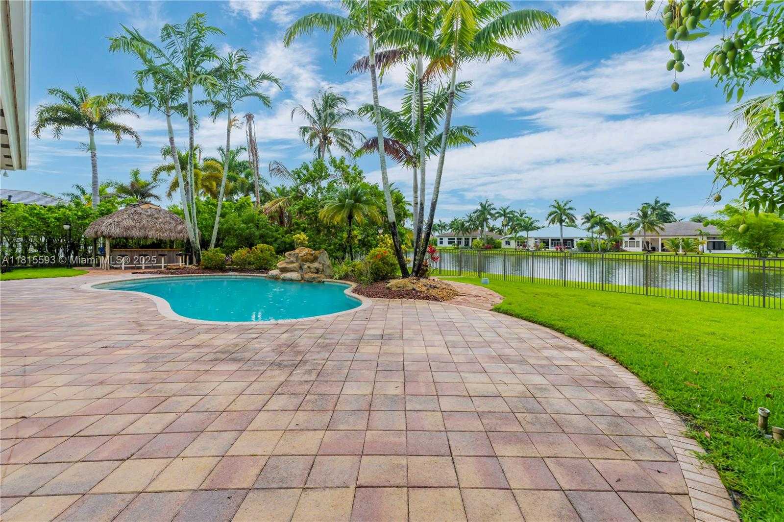 Small Image of 14837 SOUTH WEST 36TH ST, Davie Number 51