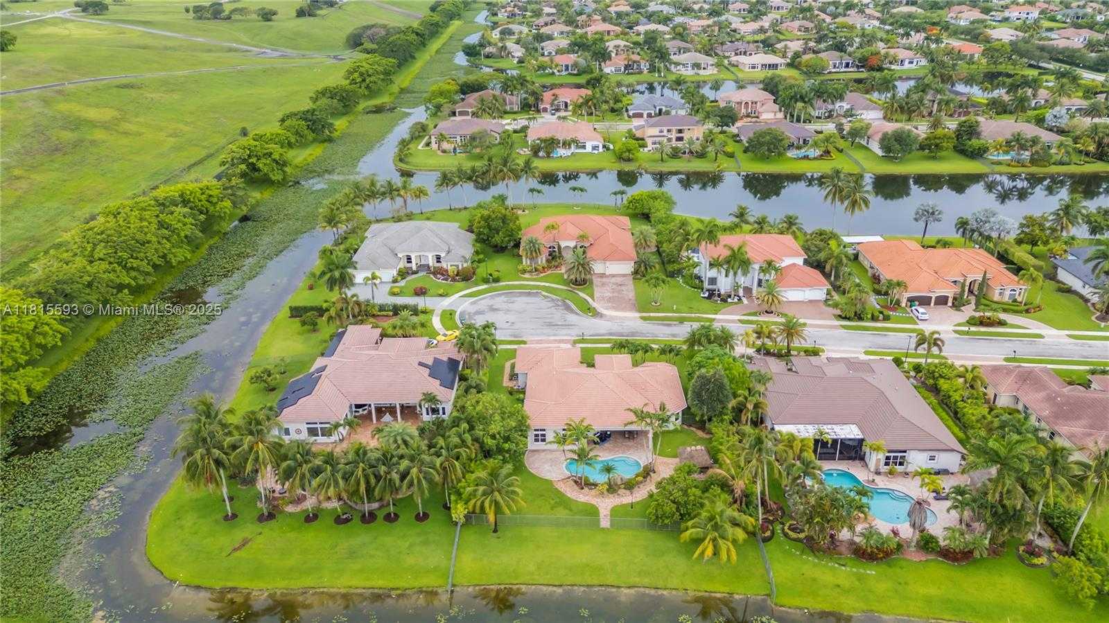 Small Image of 14837 SOUTH WEST 36TH ST, Davie Number 60