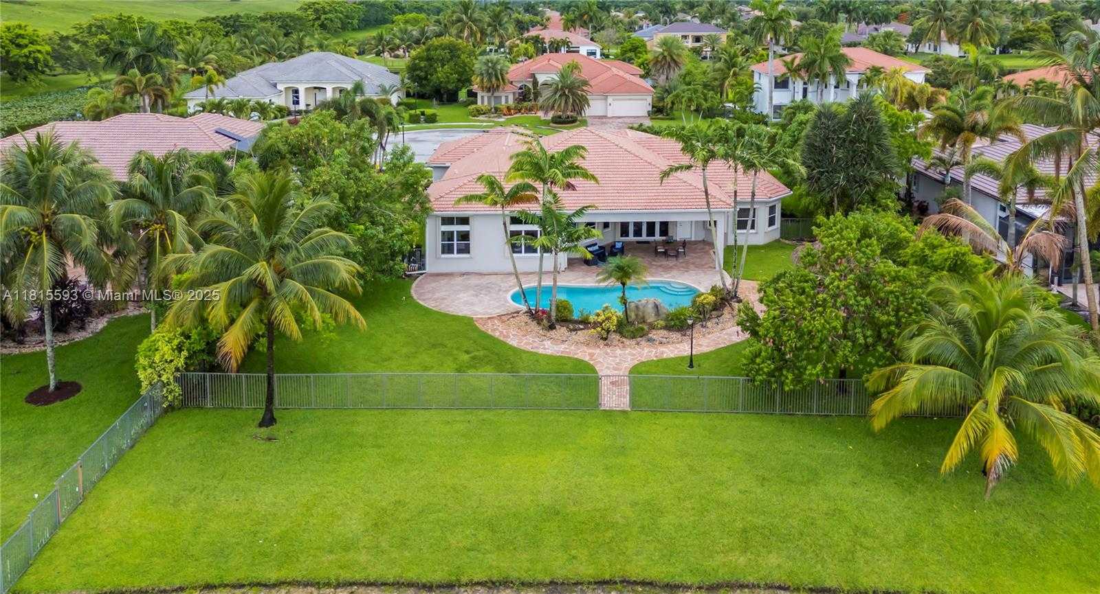 Small Image of 14837 SOUTH WEST 36TH ST, Davie Number 61