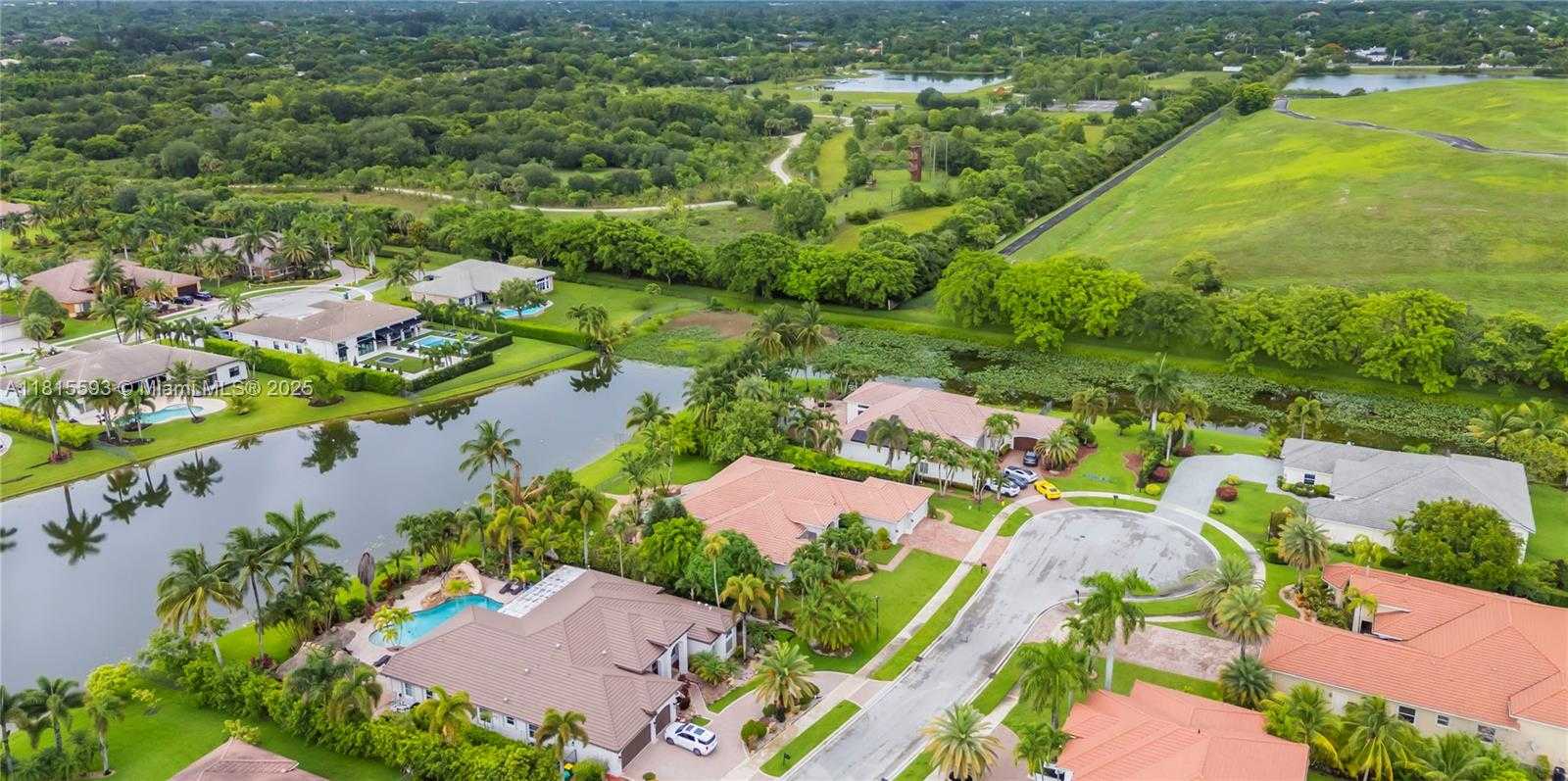 Small Image of 14837 SOUTH WEST 36TH ST, Davie Number 62