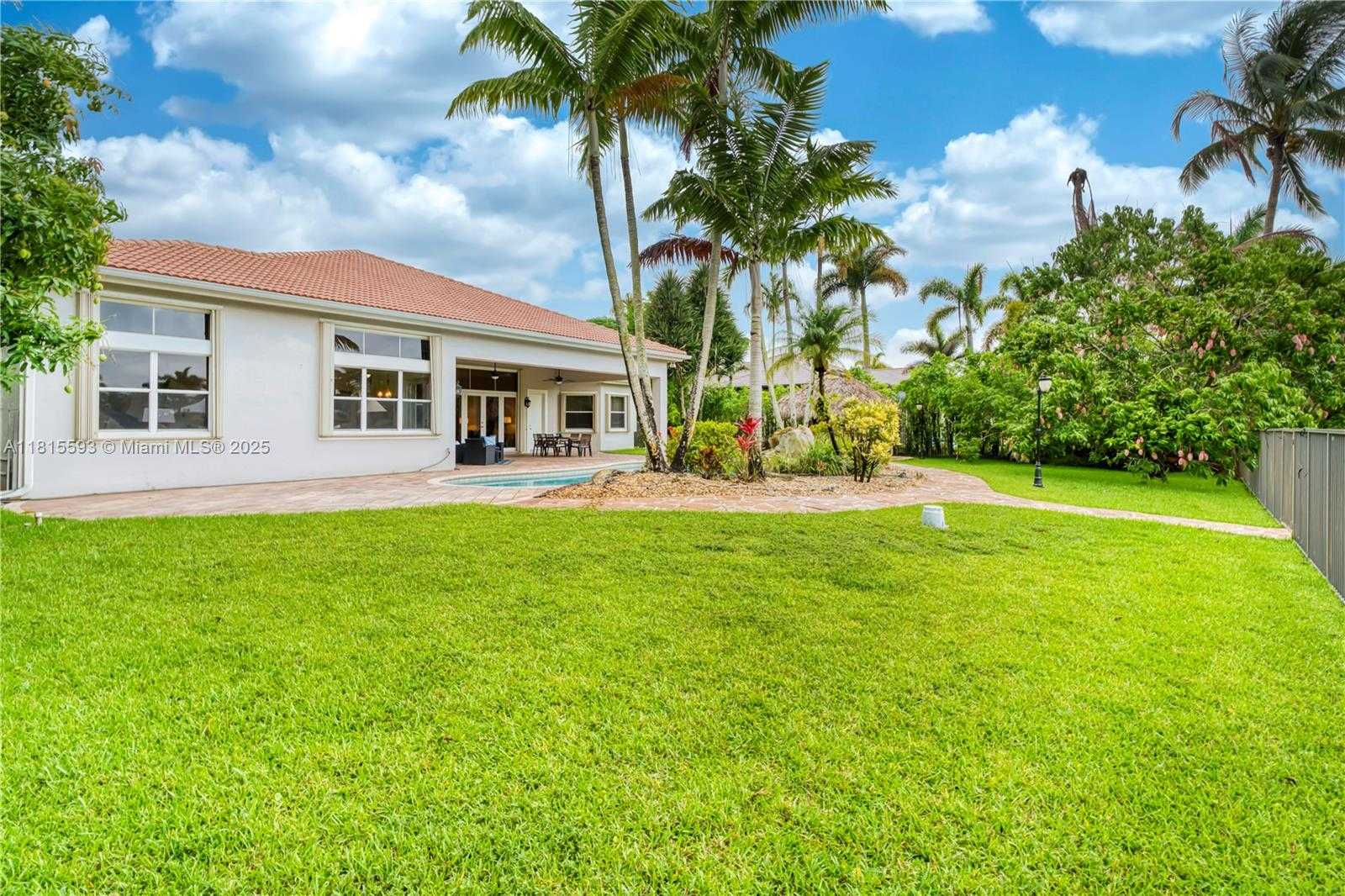 Small Image of 14837 SOUTH WEST 36TH ST, Davie Number 76
