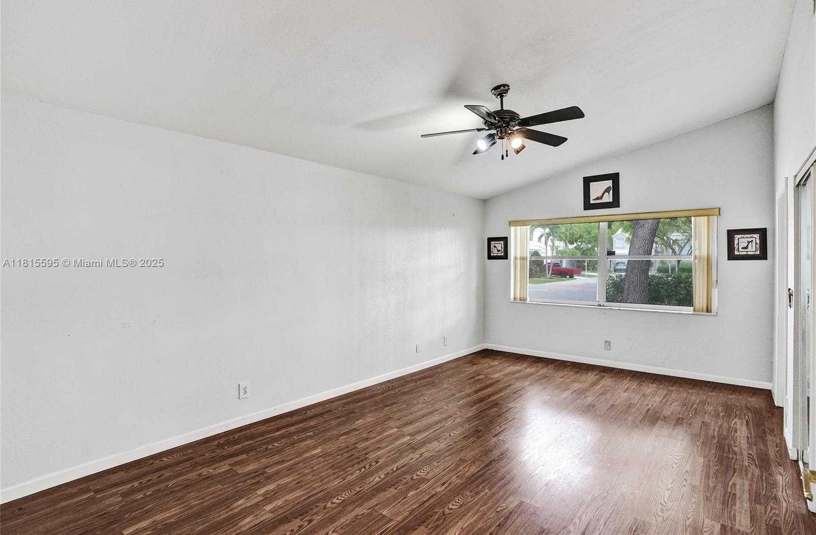 Small Image of 9601 NORTH WEST 8TH CIR, Plantation Number 22