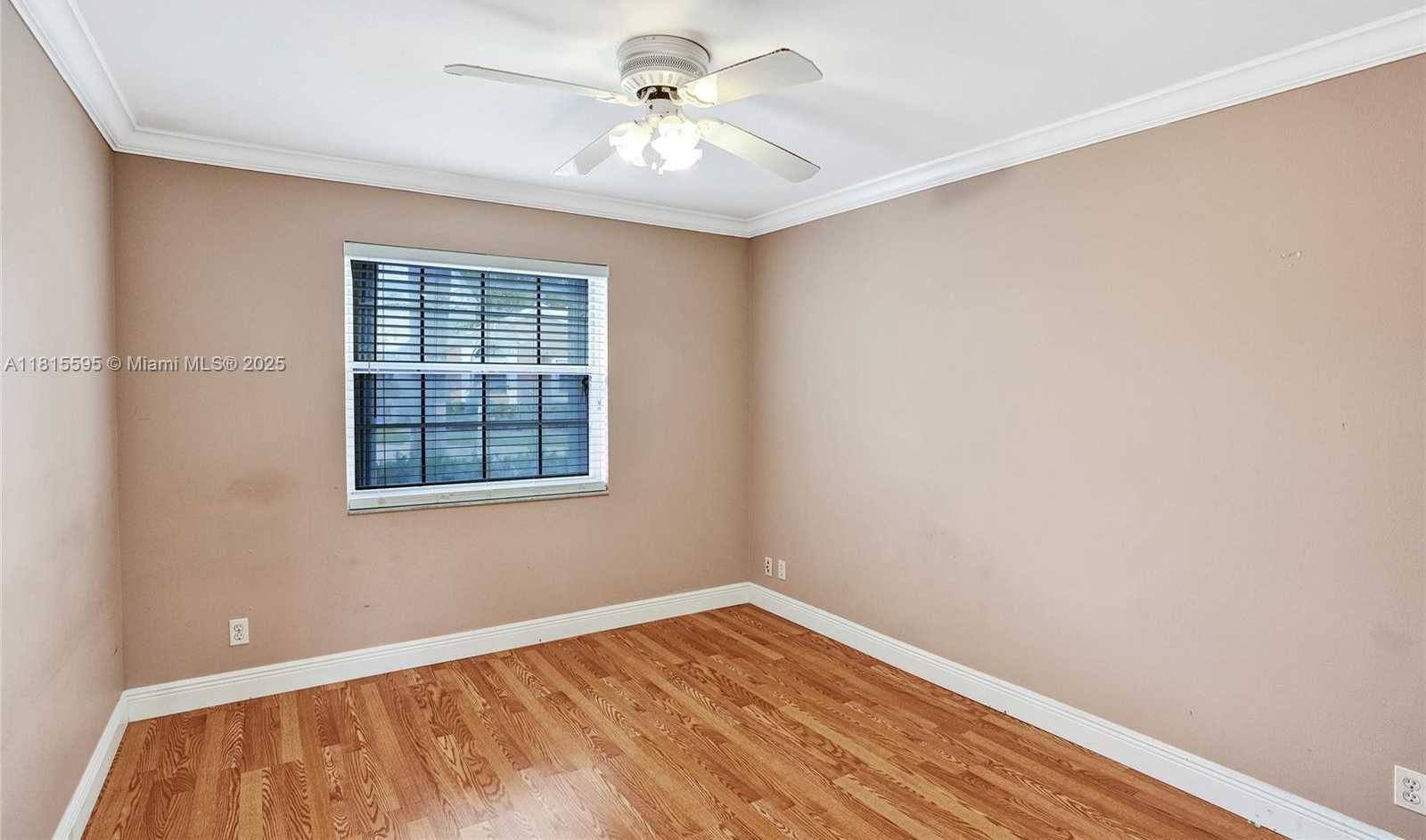 Small Image of 9601 NORTH WEST 8TH CIR, Plantation Number 34