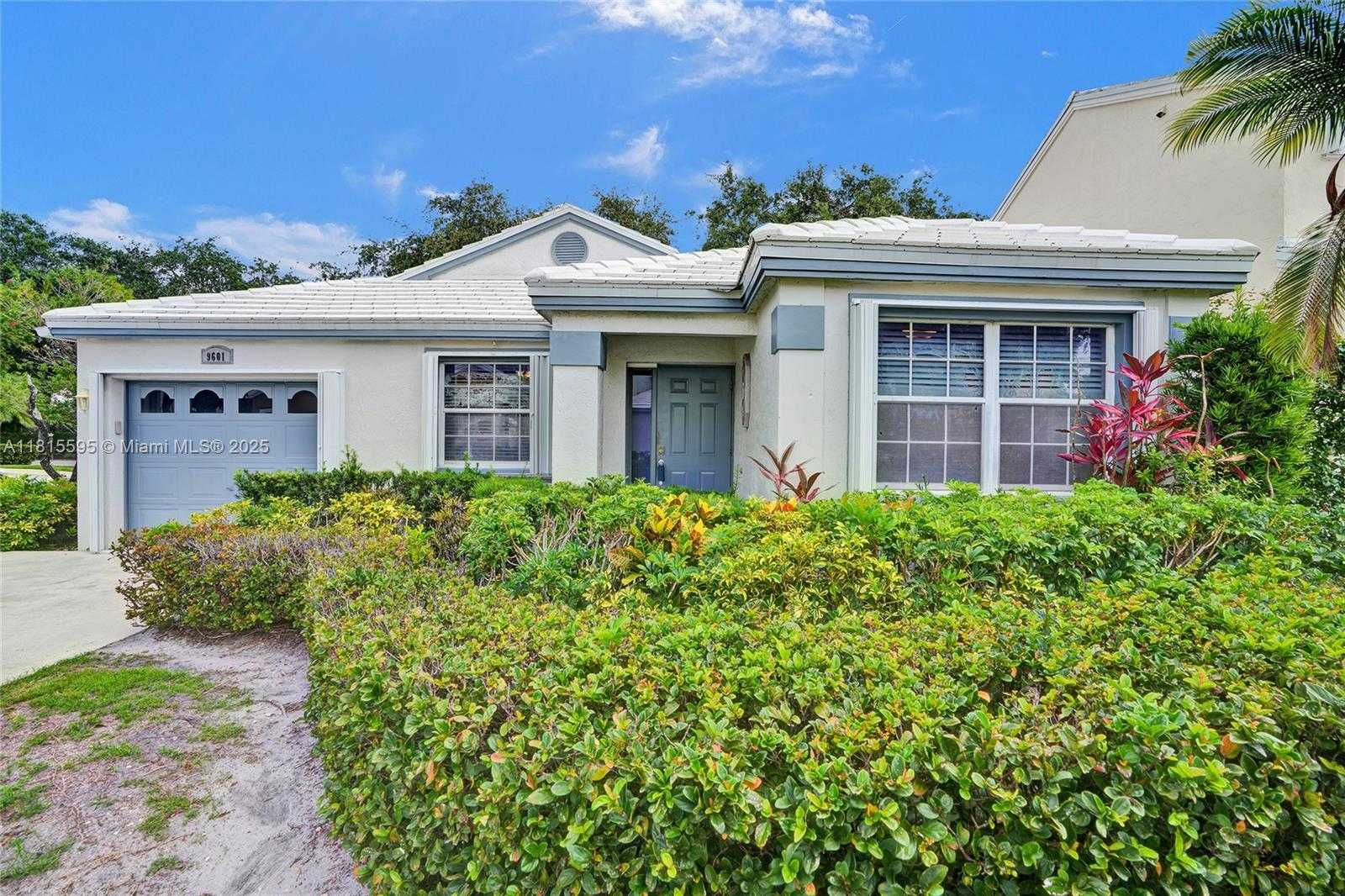 Small Image of 9601 NORTH WEST 8TH CIR, Plantation Number 39