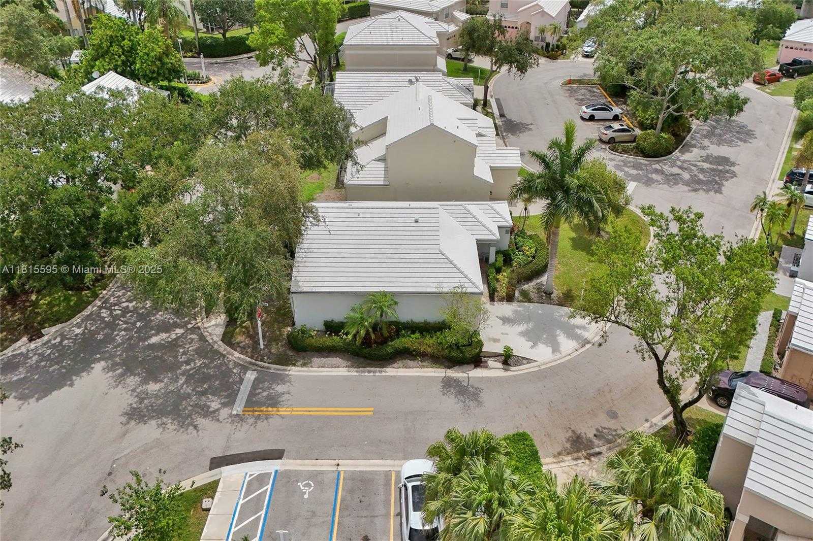 Small Image of 9601 NORTH WEST 8TH CIR, Plantation Number 41