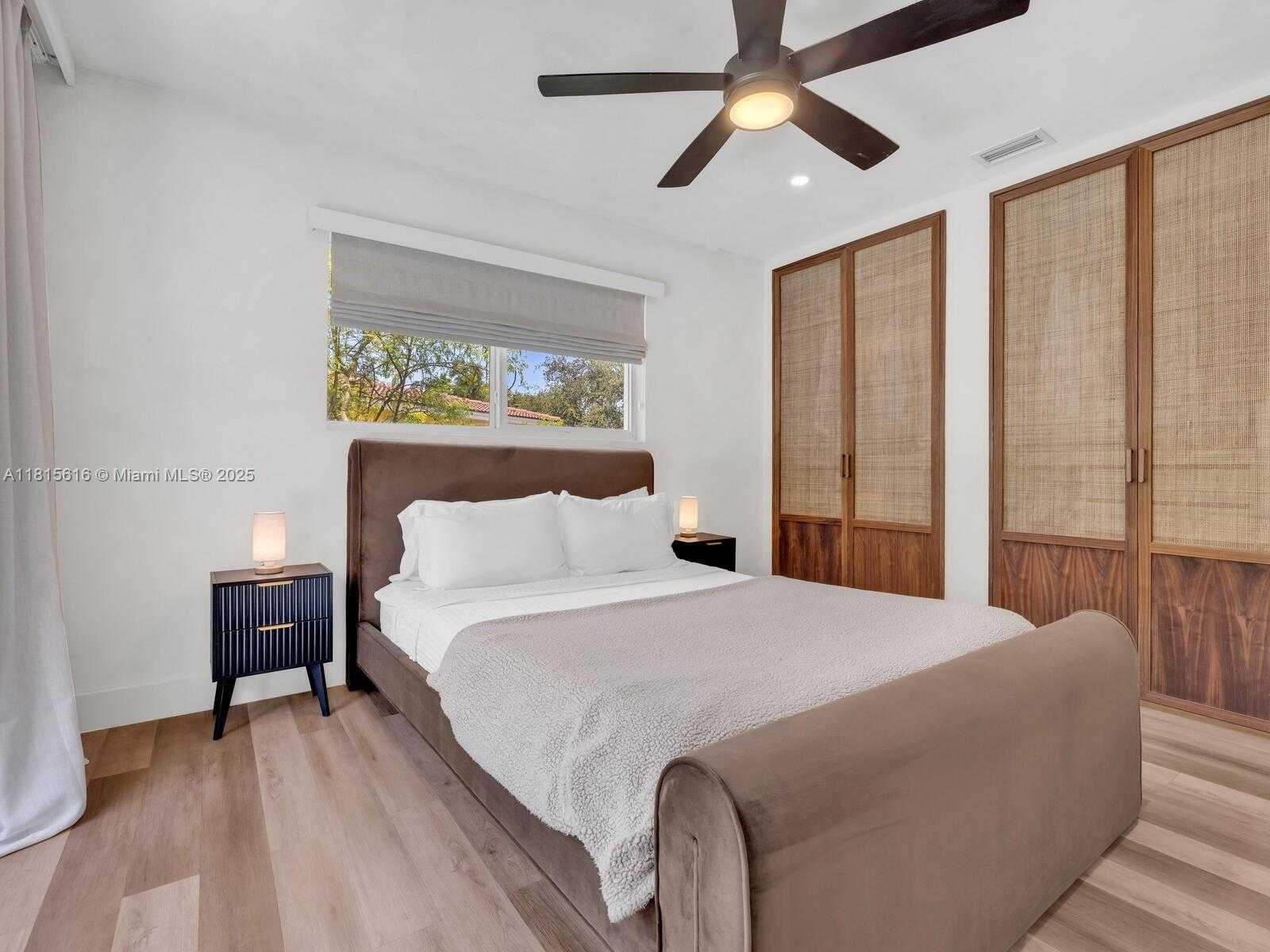 Small Image of 229 NORTH WEST 111TH TER, Miami Shores Number 22