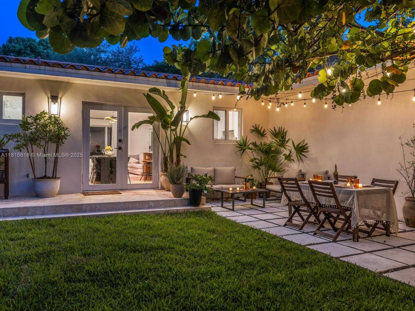 Small Image of 229 NORTH WEST 111TH TER, Miami Shores Number 42
