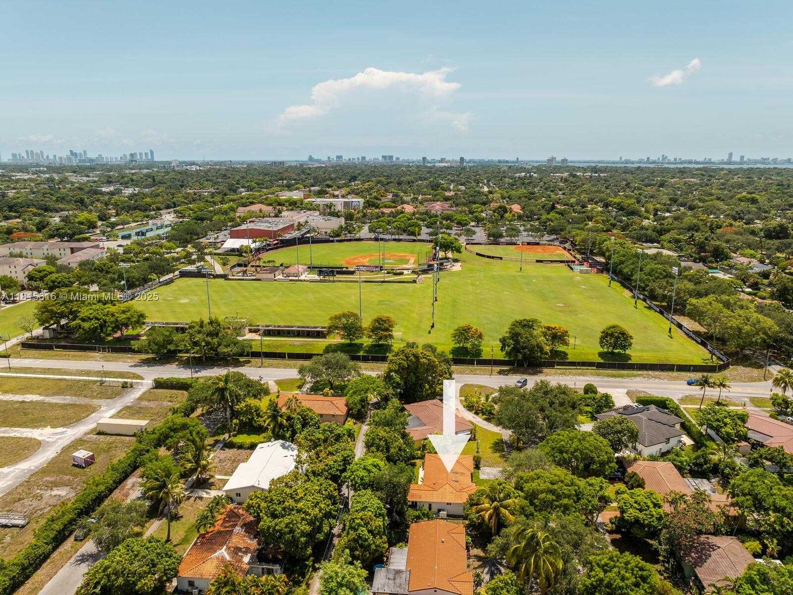Small Image of 229 NORTH WEST 111TH TER, Miami Shores Number 46