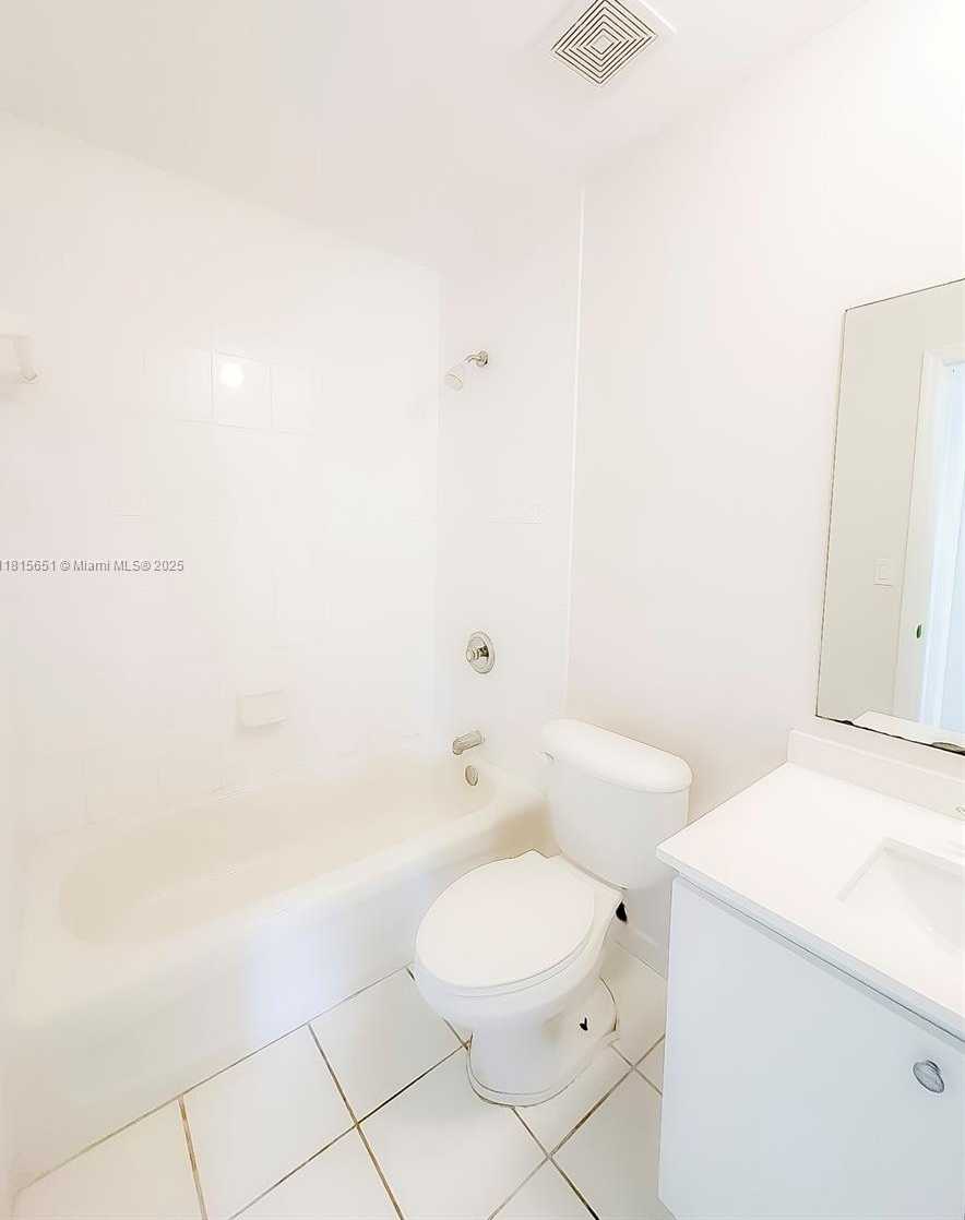 Small Image of 25860 SOUTH WEST 127TH PL, Homestead Number 16