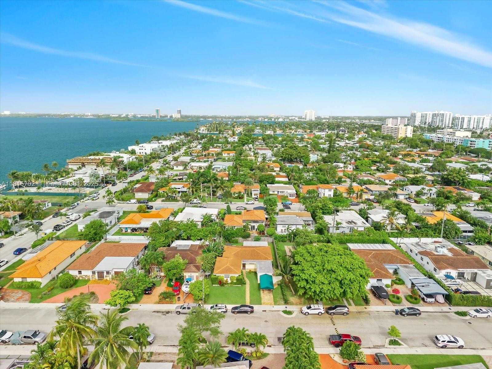 Small Image of 7512 MUTINY AVE, North Bay Village Number 23