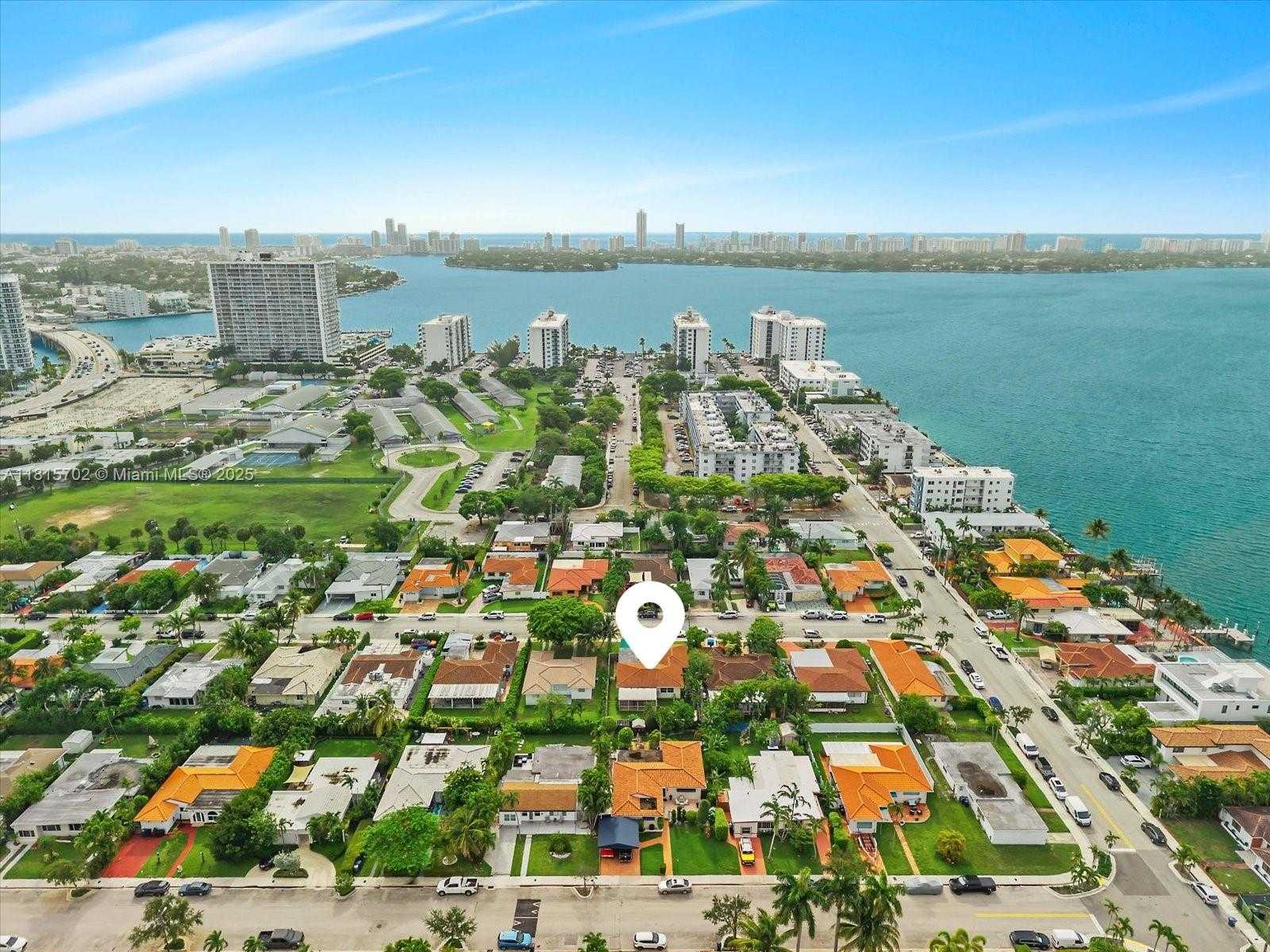 Small Image of 7512 MUTINY AVE, North Bay Village Number 24