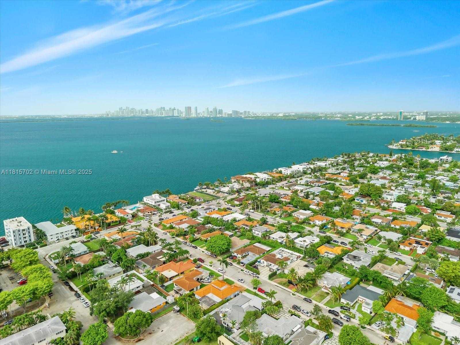 Small Image of 7512 MUTINY AVE, North Bay Village Number 27