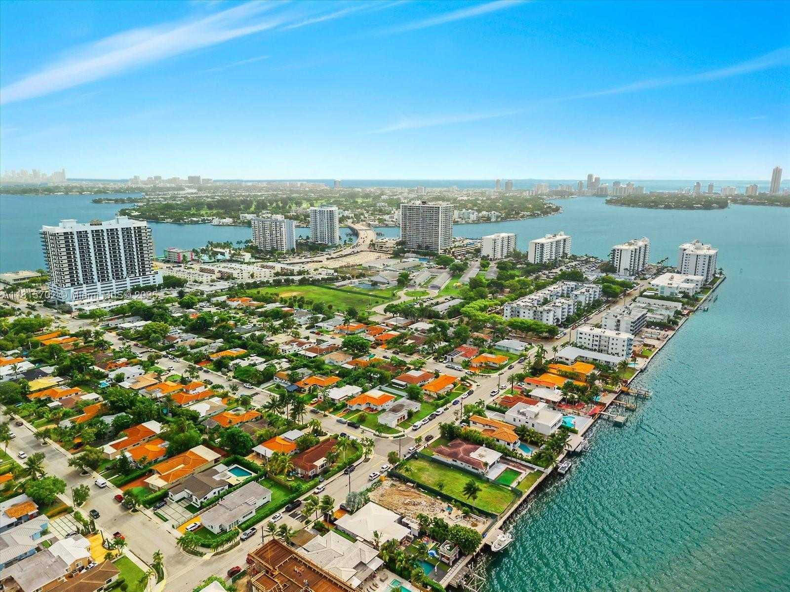 Small Image of 7512 MUTINY AVE, North Bay Village Number 28