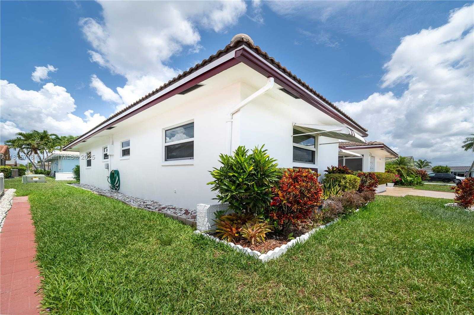 Small Image of 5803 NORTH WEST 85TH TER, Tamarac Number 37