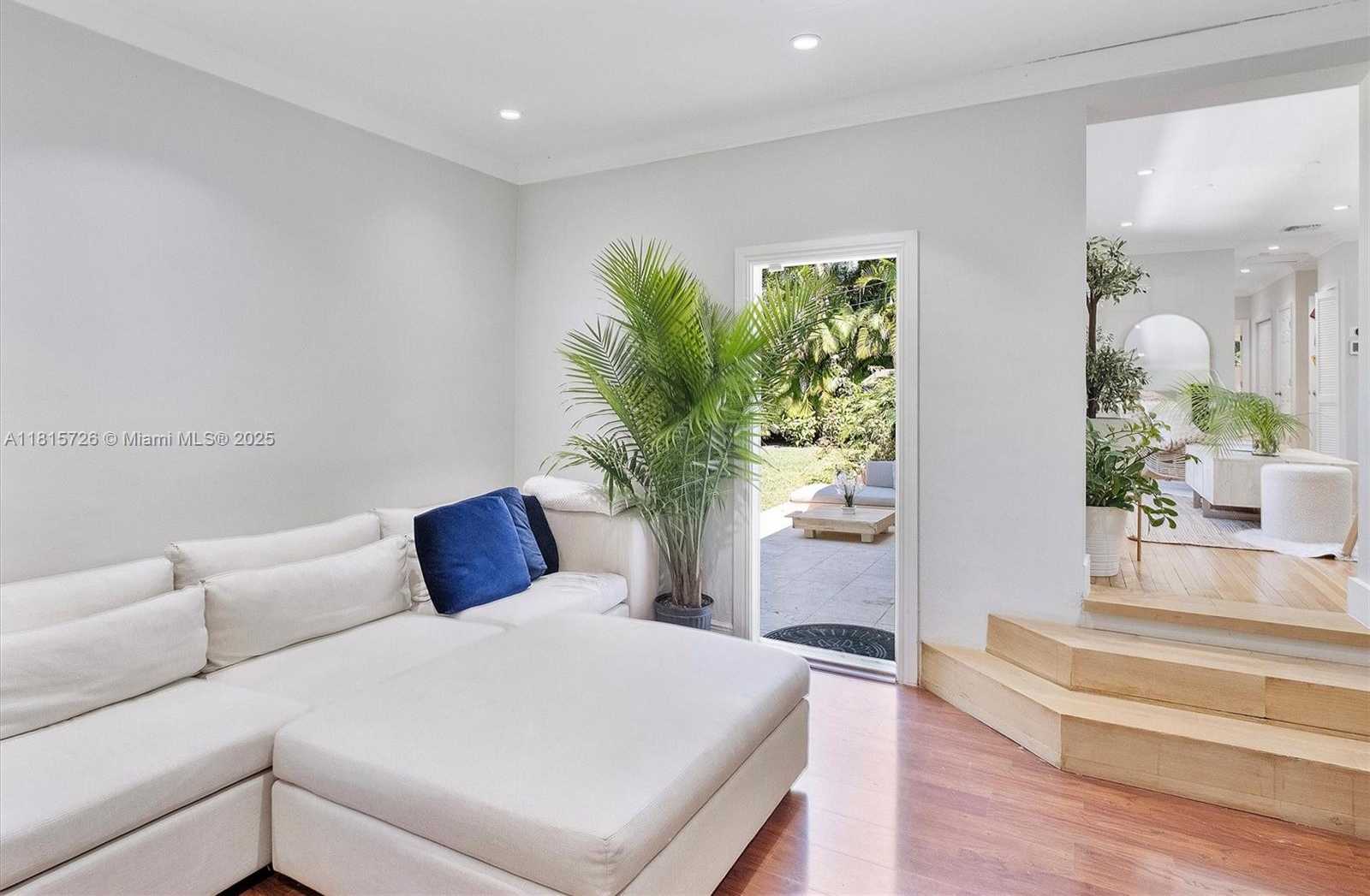 Small Image of 1551 DELGADO AVE, Coral Gables Number 10