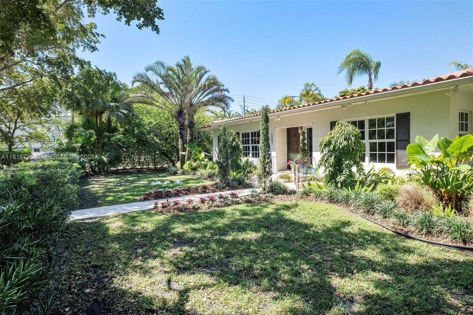 Small Image of 1551 DELGADO AVE, Coral Gables Number 13