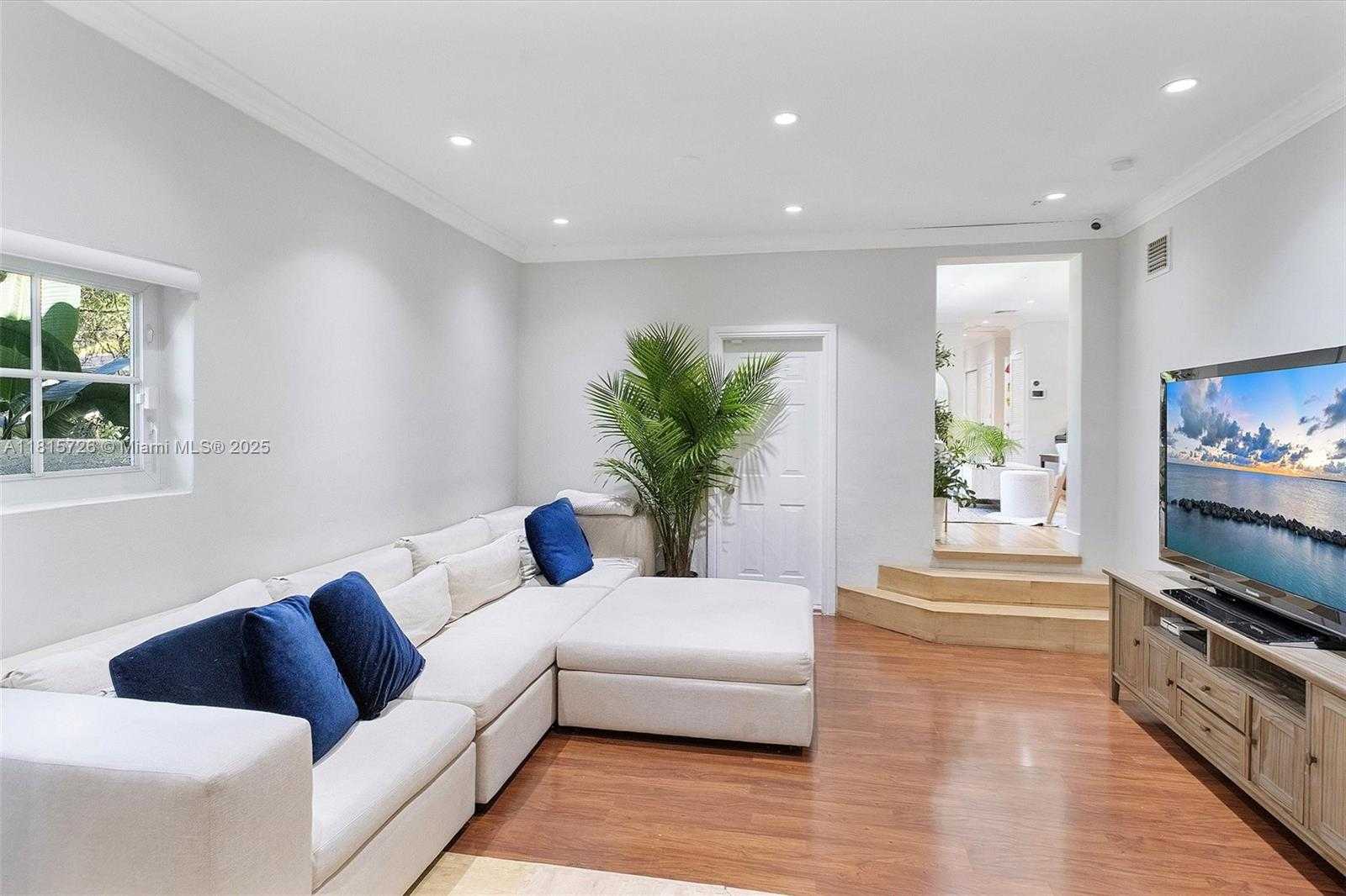 Small Image of 1551 DELGADO AVE, Coral Gables Number 20