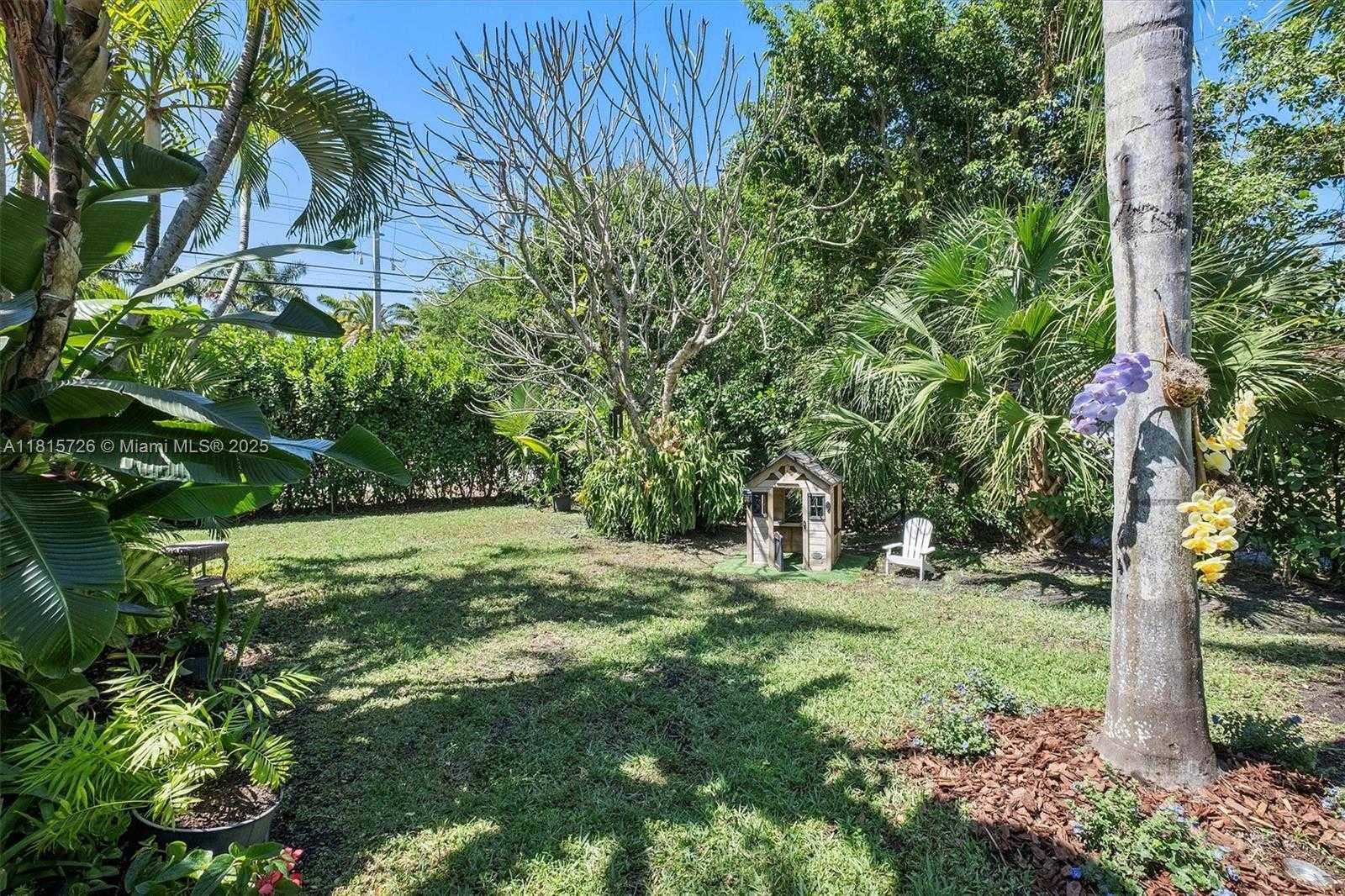 Small Image of 1551 DELGADO AVE, Coral Gables Number 36