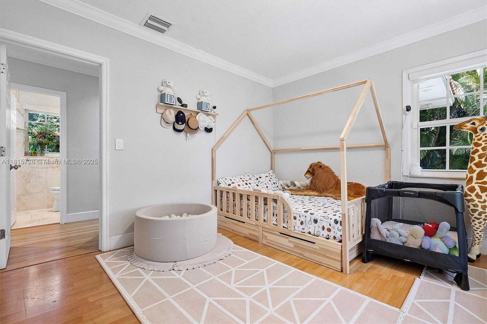 Small Image of 1551 DELGADO AVE, Coral Gables Number 39