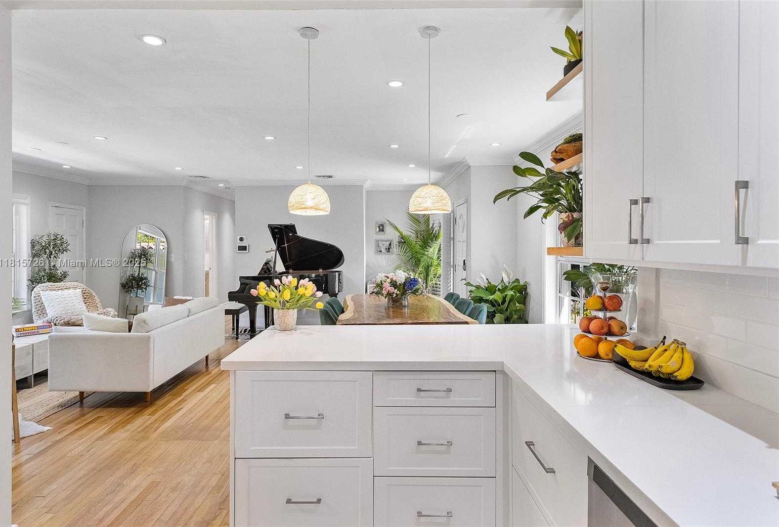 Small Image of 1551 DELGADO AVE, Coral Gables Number 40