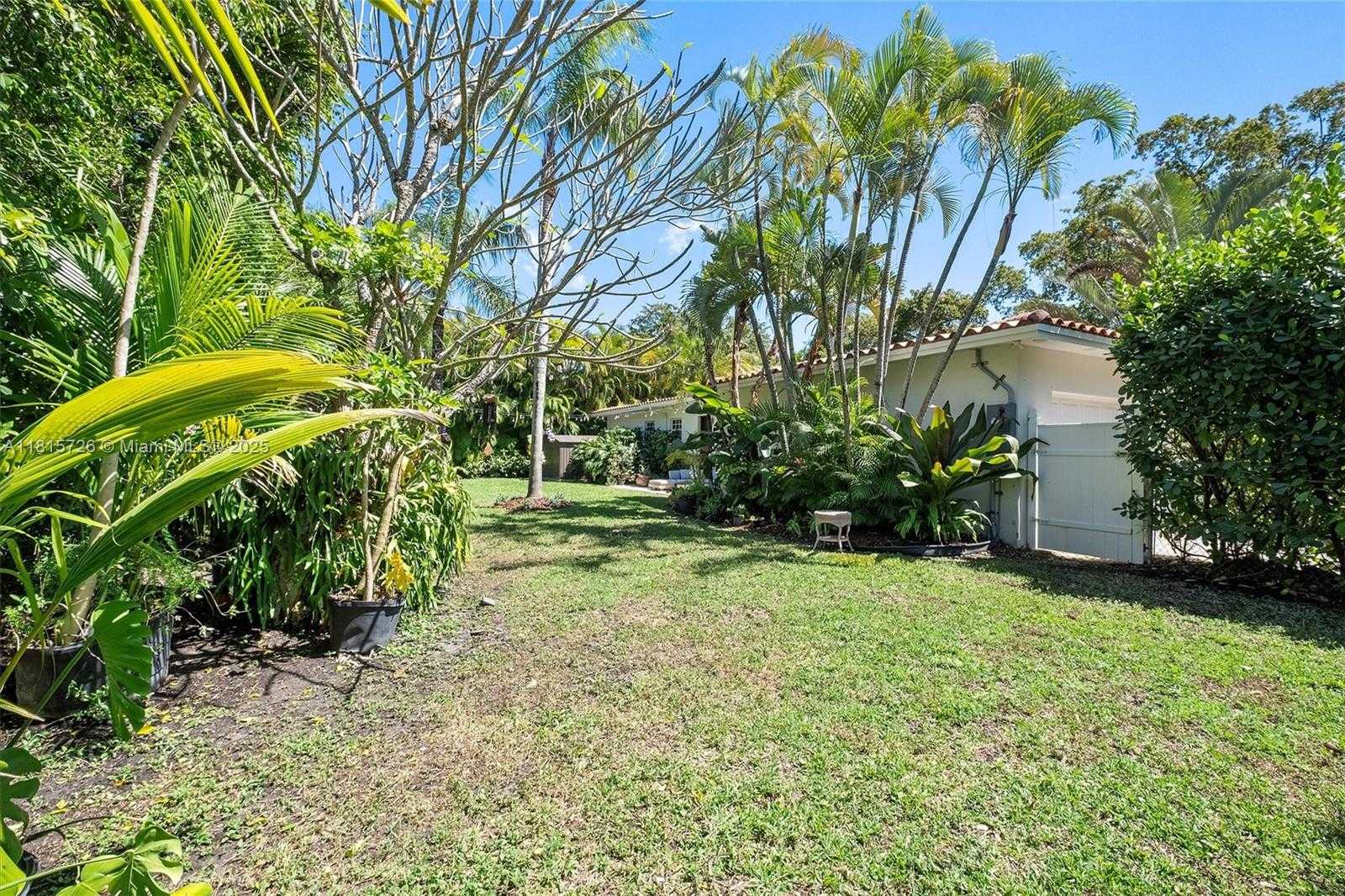 Small Image of 1551 DELGADO AVE, Coral Gables Number 44