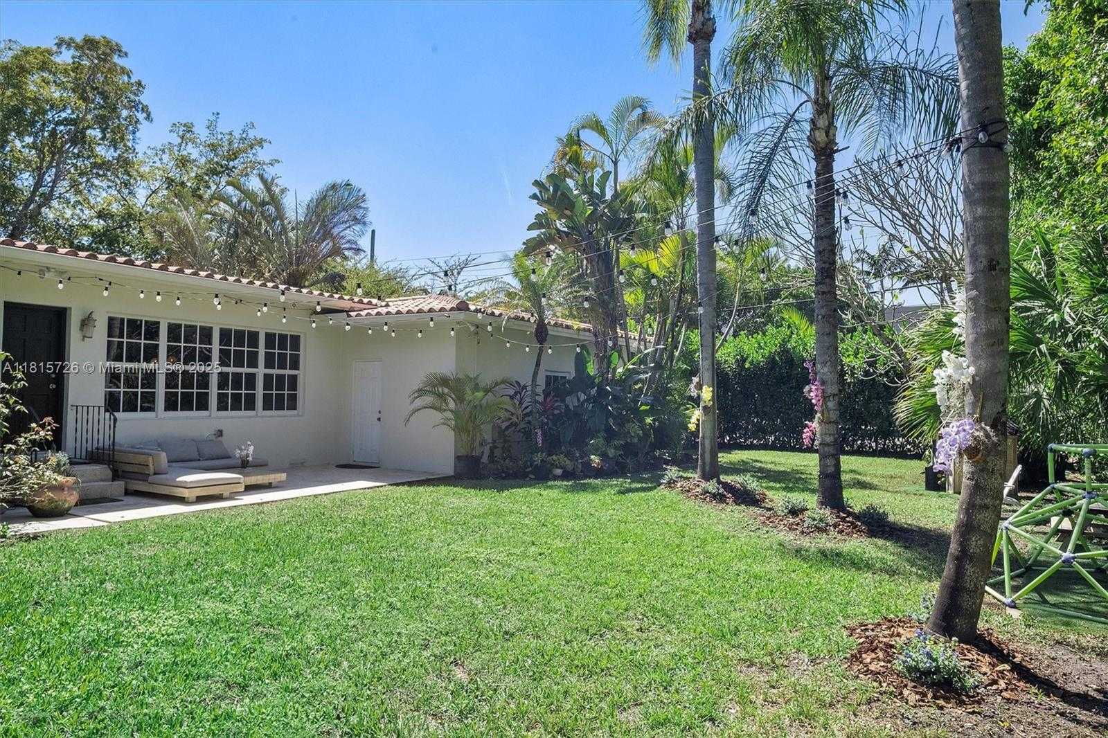 Small Image of 1551 DELGADO AVE, Coral Gables Number 45