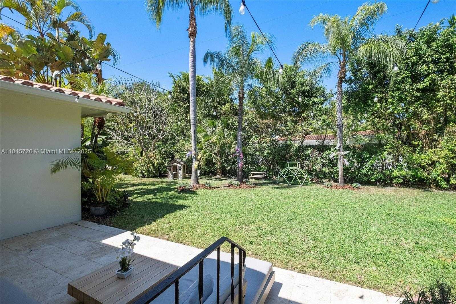 Small Image of 1551 DELGADO AVE, Coral Gables Number 46