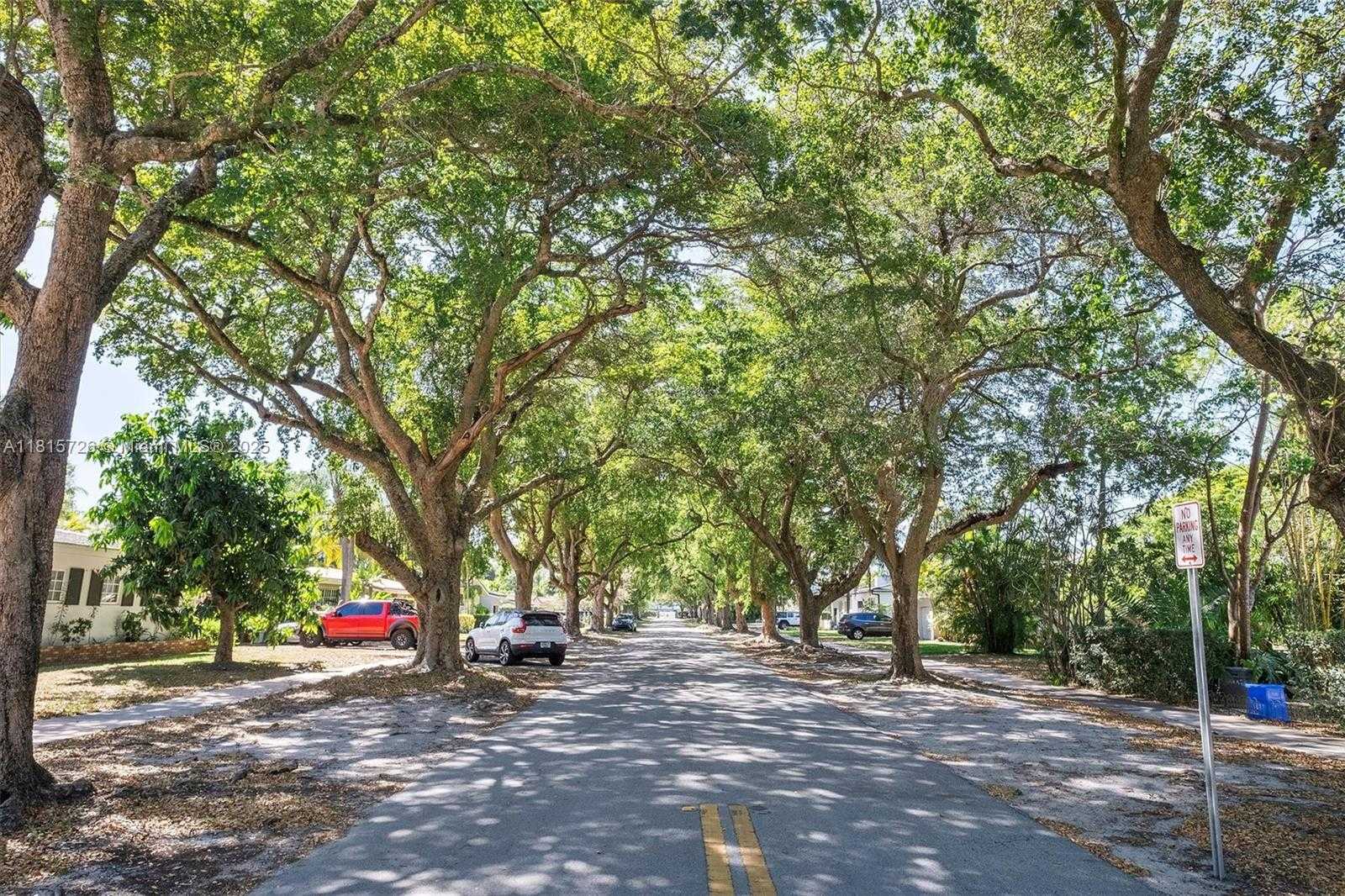 Small Image of 1551 DELGADO AVE, Coral Gables Number 47