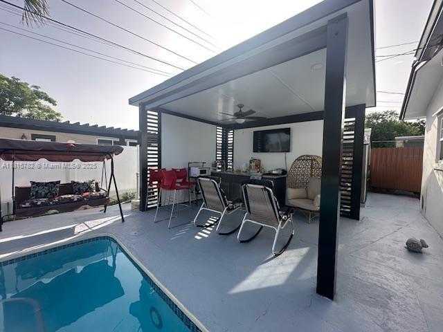 Small Image of 300 NORTH WEST 77TH WAY, Pembroke Pines Number 31