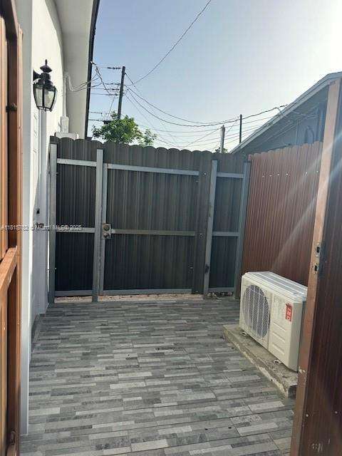 Small Image of 300 NORTH WEST 77TH WAY, Pembroke Pines Number 35