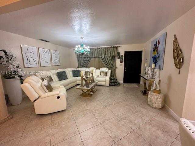 Small Image of 300 NORTH WEST 77TH WAY, Pembroke Pines Number 4