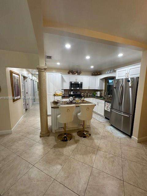 Small Image of 300 NORTH WEST 77TH WAY, Pembroke Pines Number 8