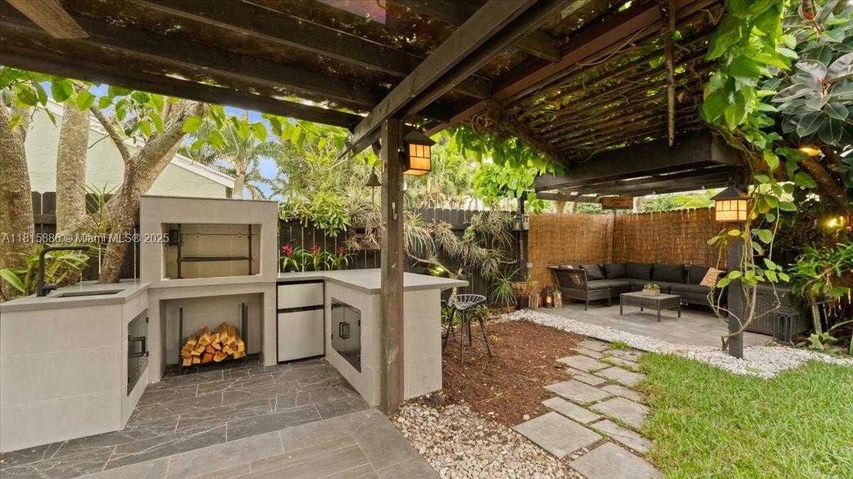 Small Image of 18701 SHAUNA MANOR DR, Boca Raton Number 30