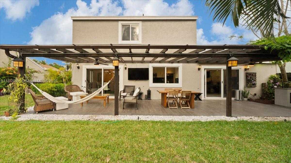 Small Image of 18701 SHAUNA MANOR DR, Boca Raton Number 35