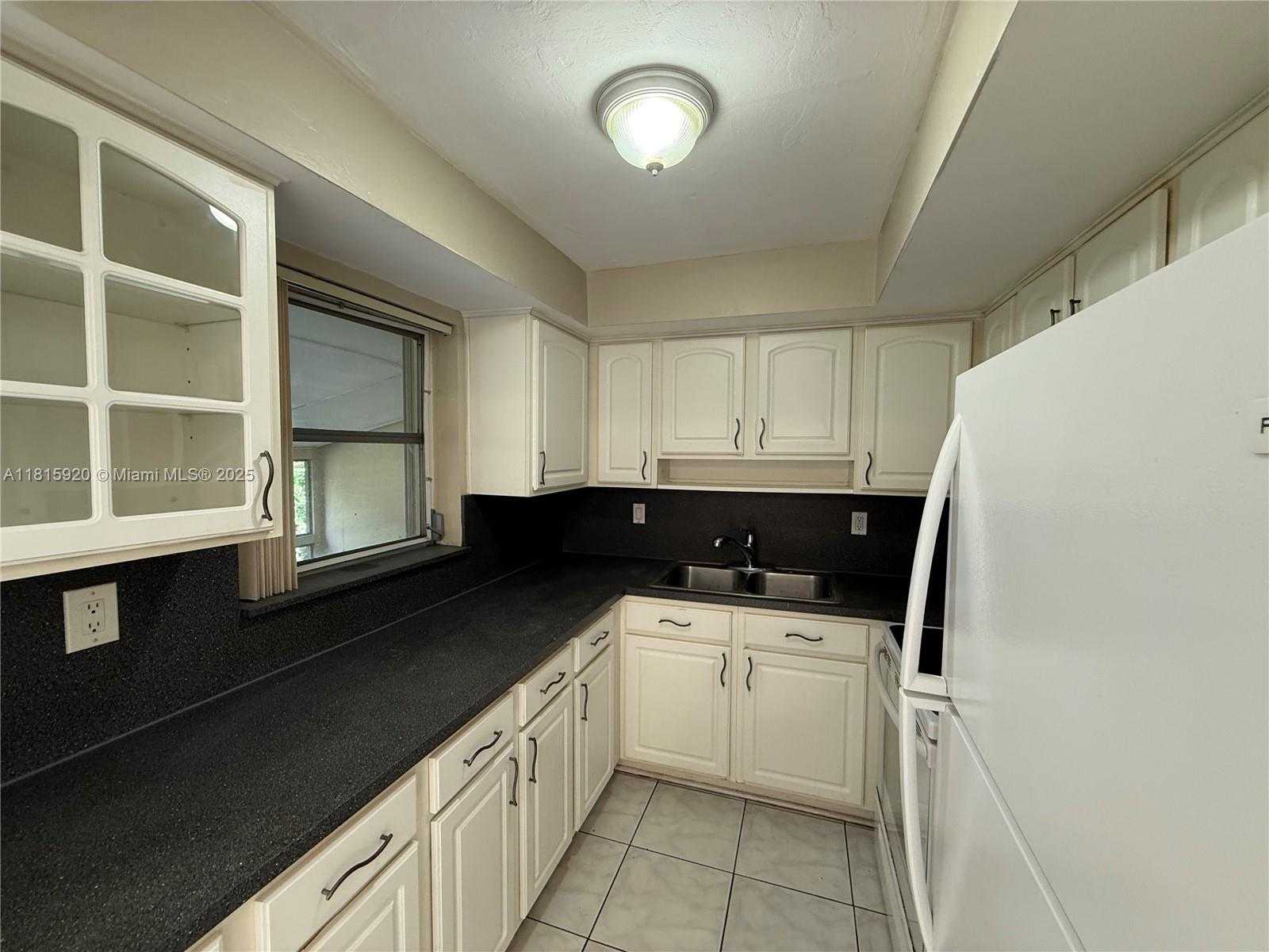Small Image of 5654 NORTH EAST 5TH AVE, Oakland Park Number 13