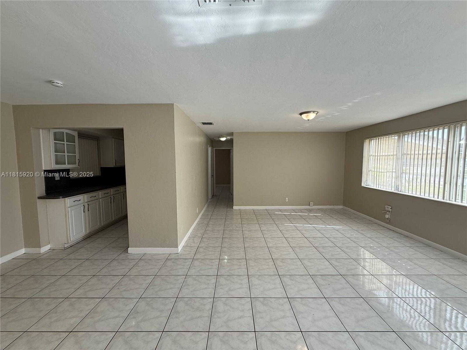 Small Image of 5654 NORTH EAST 5TH AVE, Oakland Park Number 7
