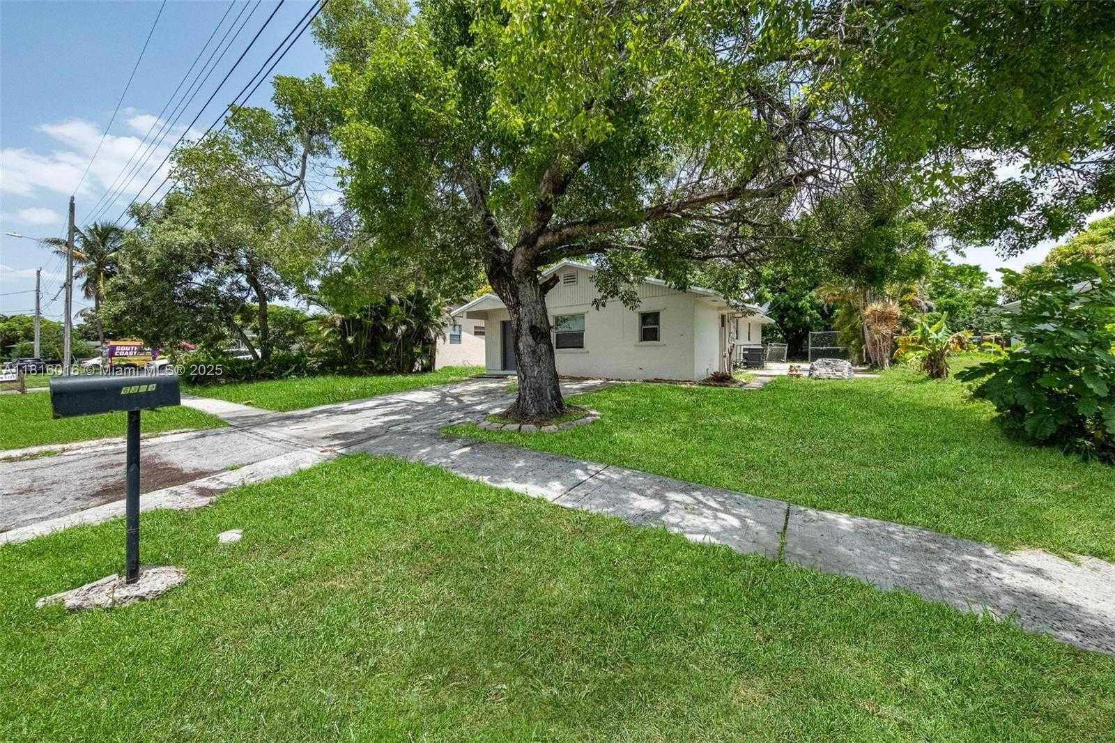 Small Image of 6359 SOUTH WEST 1ST ST, Margate Number 25