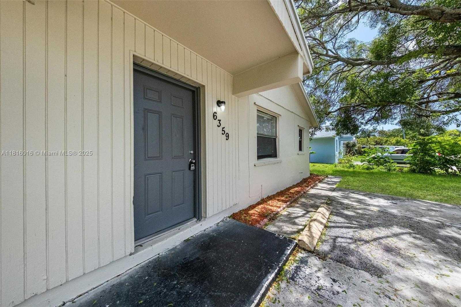 Small Image of 6359 SOUTH WEST 1ST ST, Margate Number 3